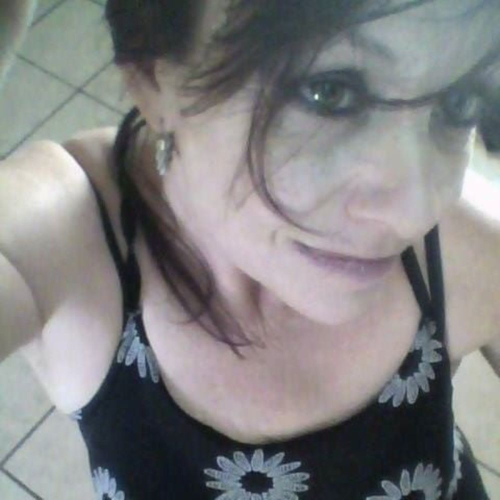 Meet your Posher, Monique